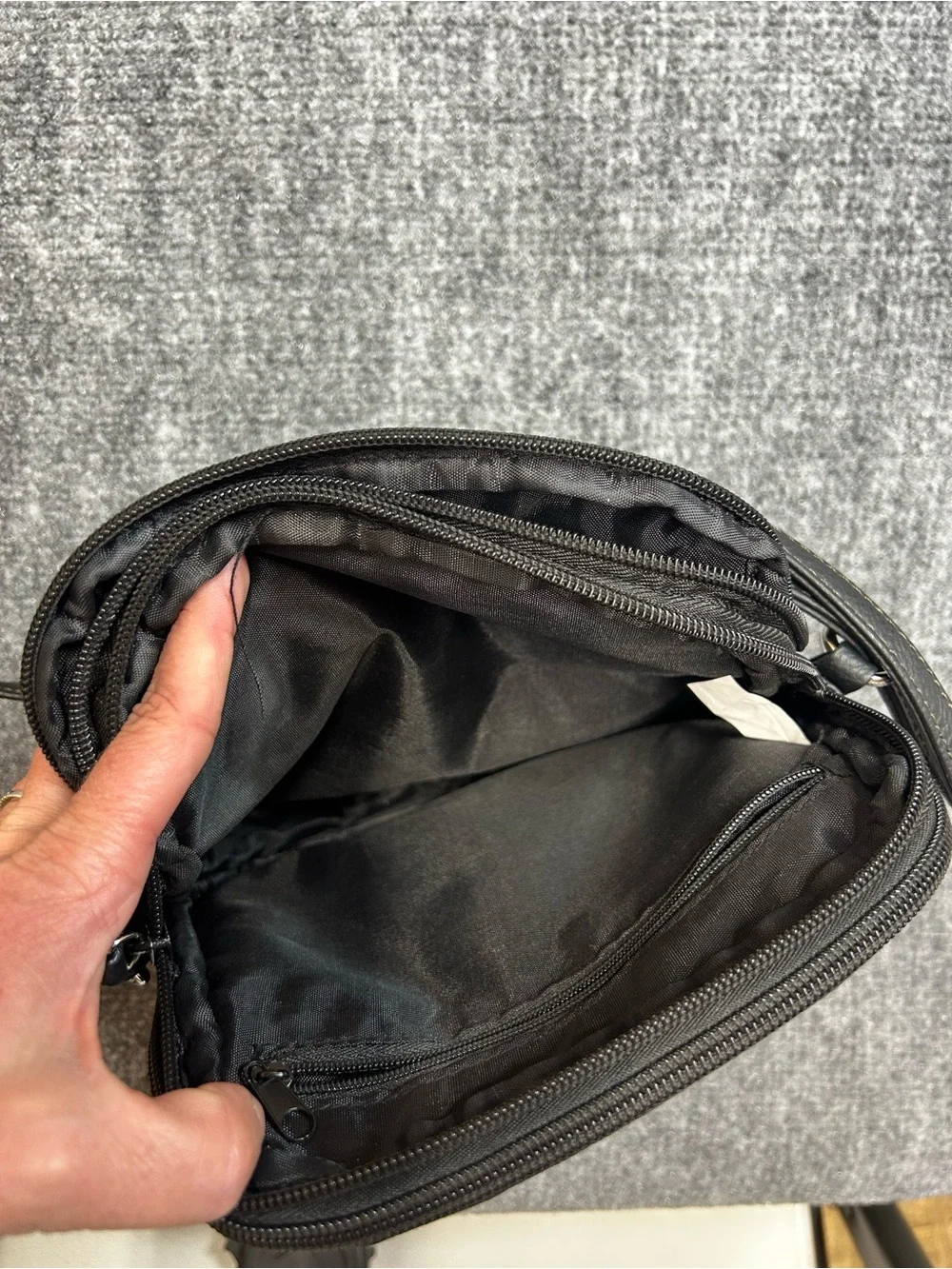 St John’s Bay Black Crossbody Shoulder Bag - Sleek Everyday Carry